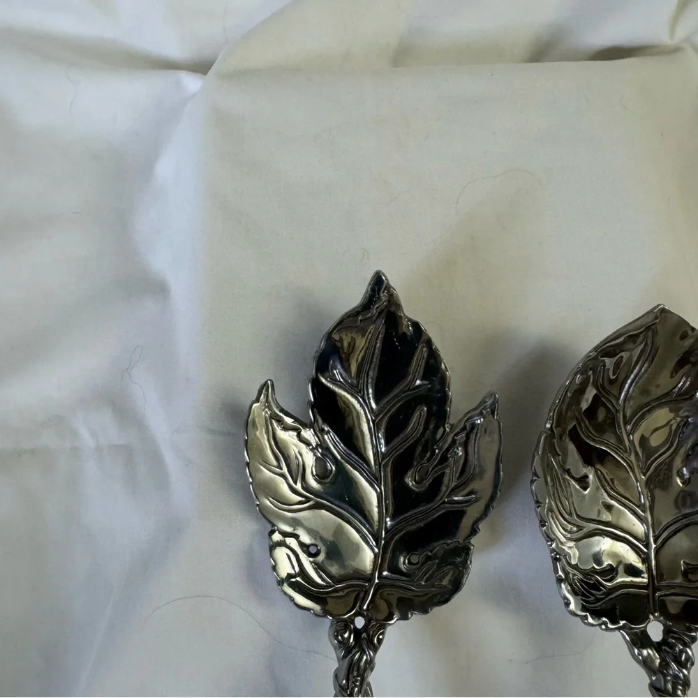 Grapevine Serving Set